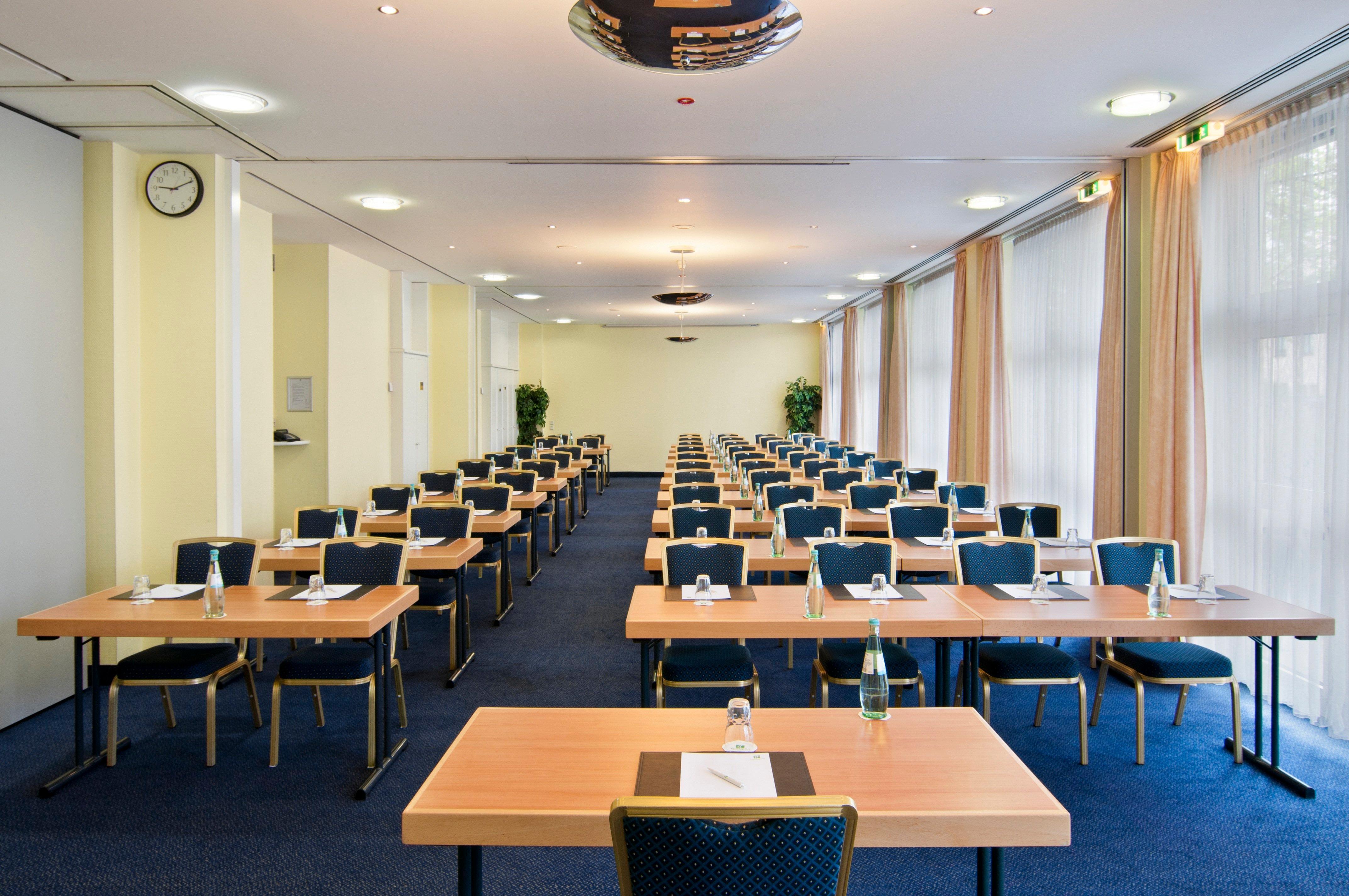 Sud, An Ihg Hotel München